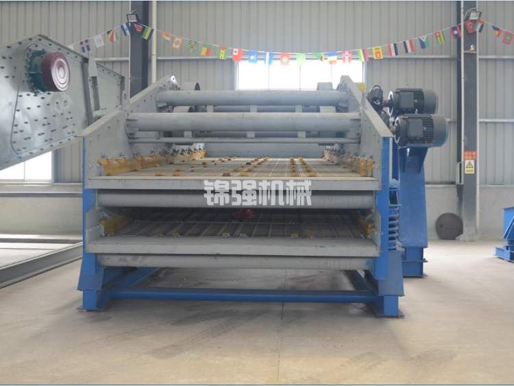 振動(dòng)篩運(yùn)行中常見的問題及解決方法(圖3) 振動(dòng)篩運(yùn)行中常見的問題及解決方法(圖3)