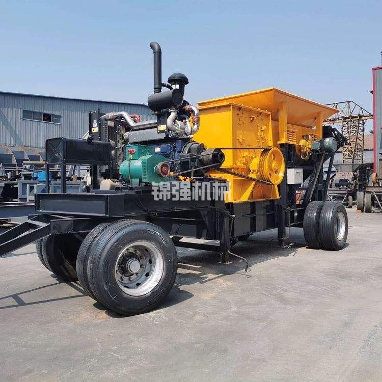 移動破碎生產線(圖5) 移動破碎生產線(圖5)